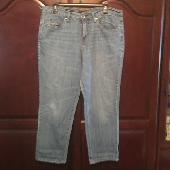 a.n.a Boyfriend Jeans - Size 10 - Picture 4 of 7